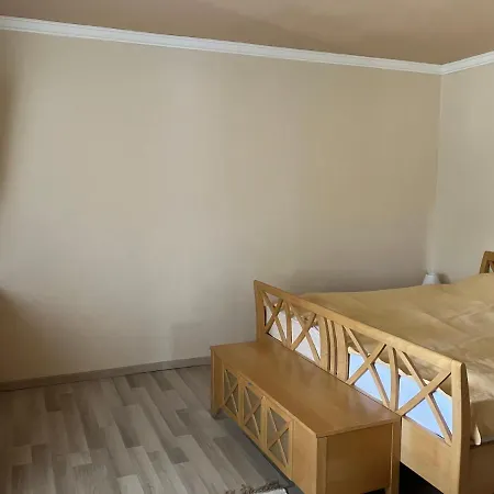 Bagolyvar Vendeghaz Ii Abádszalók